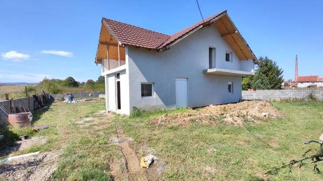 Kuća, Prodaja, 260m2, Okolno mesto, Jagodina