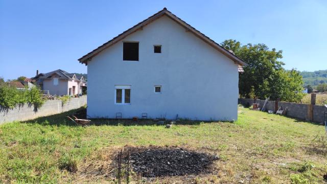 Kuća, Prodaja, 260m2, Okolno mesto, Jagodina