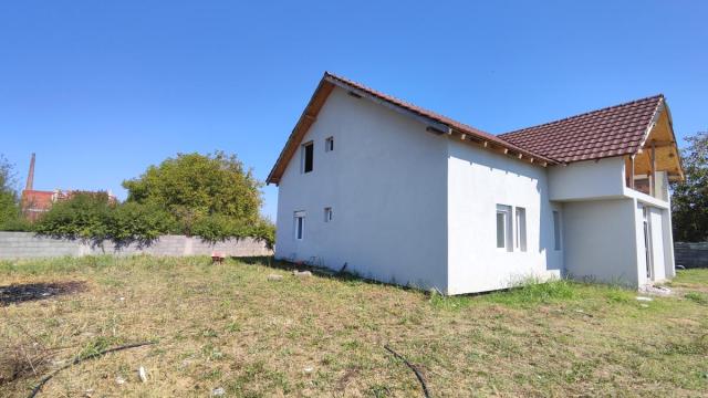 Kuća, Prodaja, 260m2, Okolno mesto, Jagodina