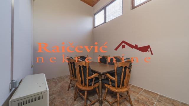 Poslovni prostor, Izdavanje, 431m2, Leštane, Grocka, Smederevski put