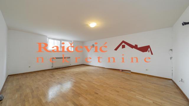 Kuća, Prodaja, 408m2, Dedinje, Savski venac, Aleksandra Stamboliskog