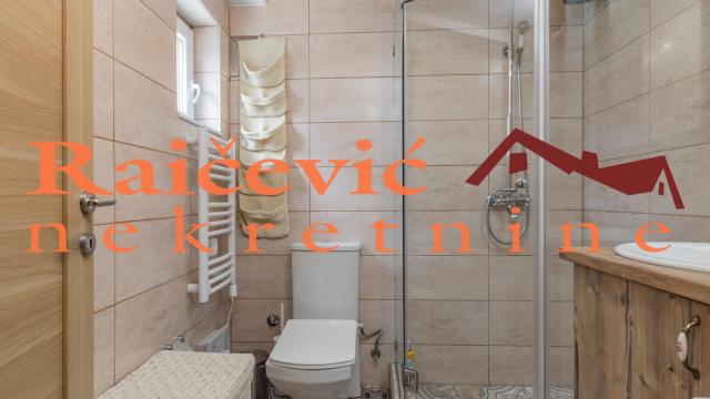 Kuća, Dvosoban, Izdavanje, 80m2, Cvetni trg, Vračar, Krunska