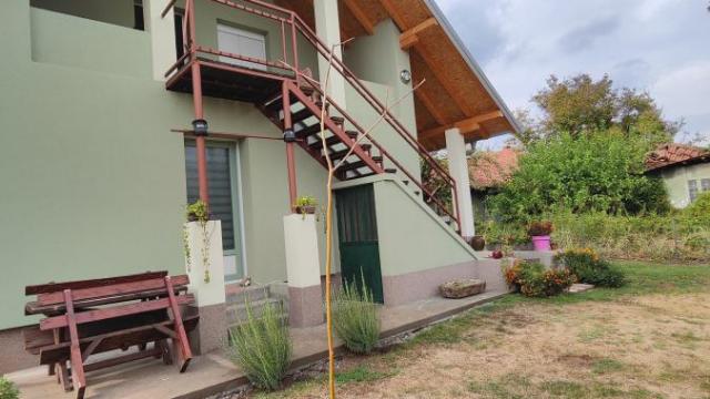 Kuća, Petosoban, Prodaja, 160m2, Vinorača, Okolno mesto, Jagodina