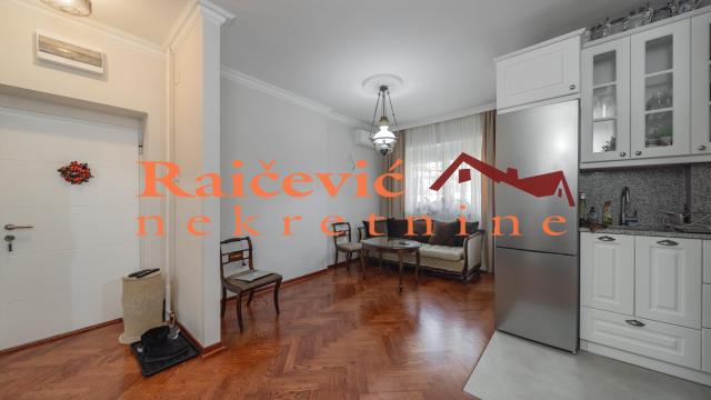 Stan, Dvoiposoban, Prodaja, 64m2, Dedinje, Savski venac, Boska Petrovica
