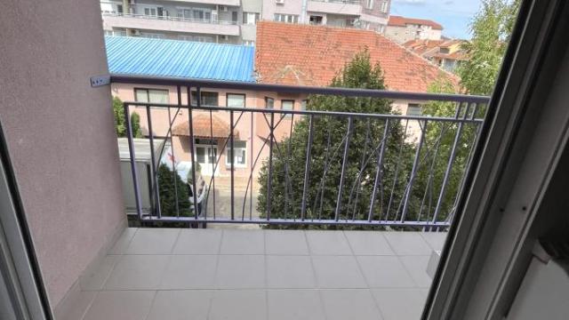 Stan, Trosoban, Prodaja, 79m2, Centar, Gradska lokacija, Jagodina