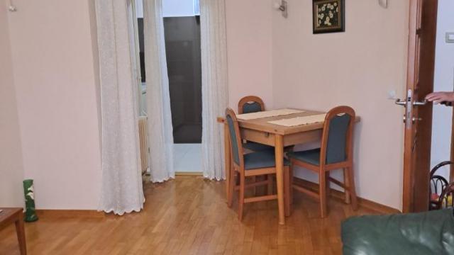 Stan, Dvoiposoban, Izdavanje, 55m2, Centar, Stari grad, Dečanska