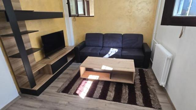 Stan, Dvosoban, Izdavanje, 44m2, Hram svetog Save, Vračar, Hadži Melentijeva
