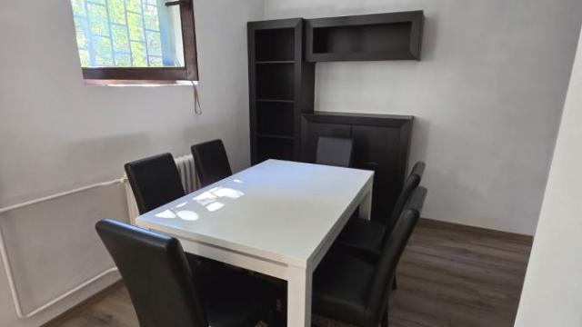 Stan, Dvosoban, Izdavanje, 44m2, Hram svetog Save, Vračar, Hadži Melentijeva