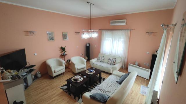 Kuća, Prodaja, 336m2, Tavrića obori, Gradska lokacija, Jagodina