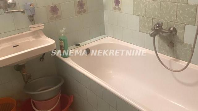 Stan, Trosoban, Prodaja, 73m2, Centar, Gradska lokacija, Sombor