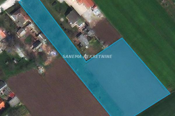 prodaja, plac,
mlake-grad-sombor, 677871, plac