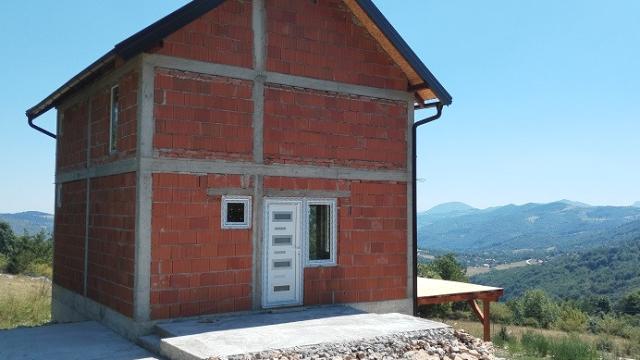 Kuća, Trosoban, Prodaja, 120m2, Gostilje, Okolno mesto, Gostilje