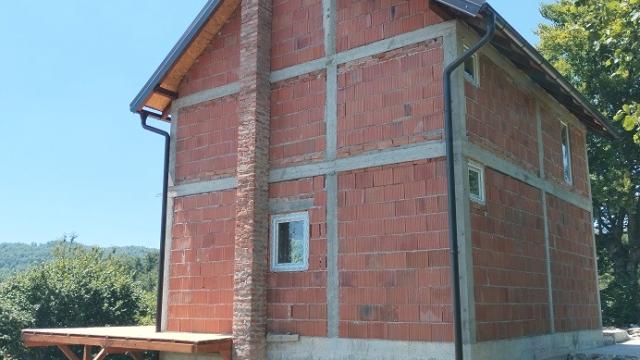 Kuća, Trosoban, Prodaja, 120m2, Gostilje, Okolno mesto, Gostilje