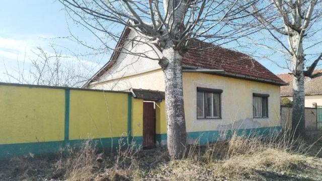 Kuća, Petosoban i veći, Prodaja, 160m2, Čantavir, Okolno mesto, Kis Ferenca