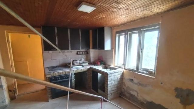 Kuća, Petosoban i veći, Prodaja, 160m2, Čantavir, Okolno mesto, Kis Ferenca