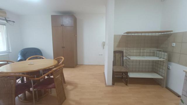 Stan, Jednosoban, Prodaja, 42m2, Centar, Gradska lokacija, Jagodina