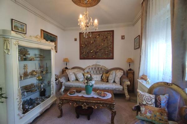 prodaja, kuca,
levac-grad-jagodina, 684962, cetvorosoban