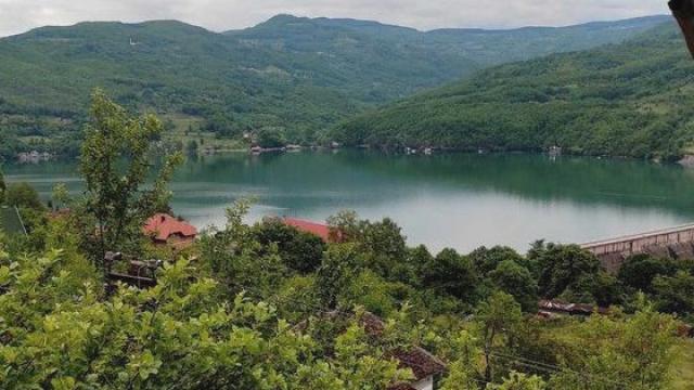 Kuća, Trosoban, Prodaja, 132m2, Perućac, Okolno mesto, Lukica put