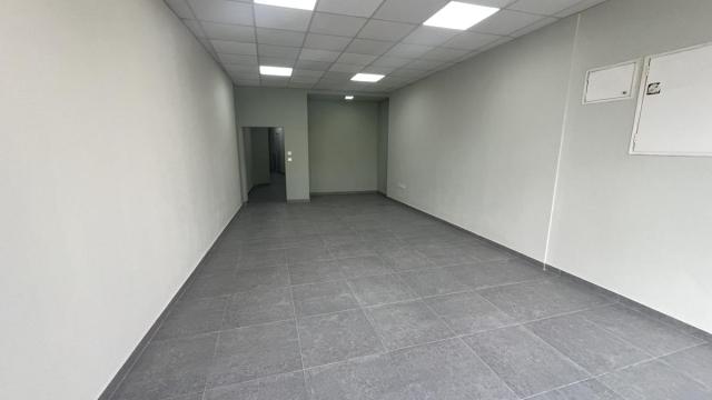 Poslovni prostor, Troiposoban, Prodaja, 154m2, Centar, Gradska lokacija, Jagodina