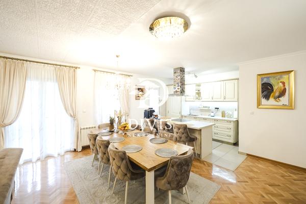 prodaja, stanova,
beograd, 688214, petosoban-i-veci-bulevar-jna