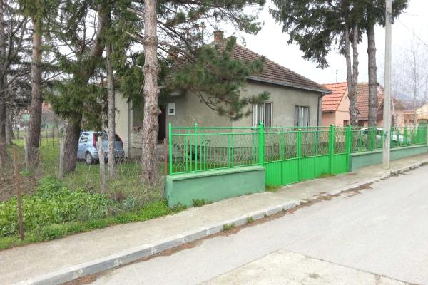 prodaja, kuca,
banja-vrdnik-opstina-irig, 688215, trosoban-save-jovanovica-djese