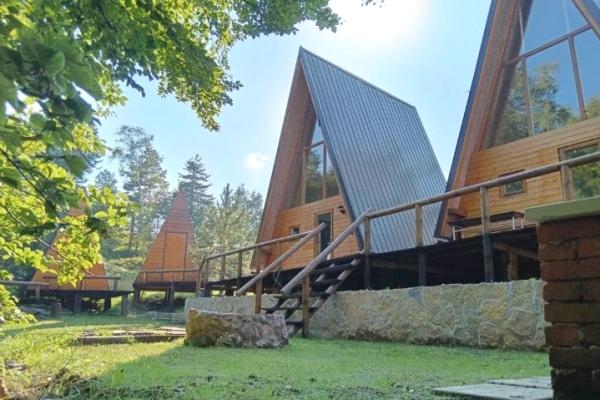 prodaja, kuca,
divcibare-opstina-valjevo, 691560, petosoban-kraljev-sto