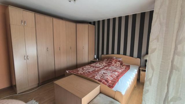 Kuća, Prodaja, 180m2, Centar, Gradska lokacija, Ćuprija