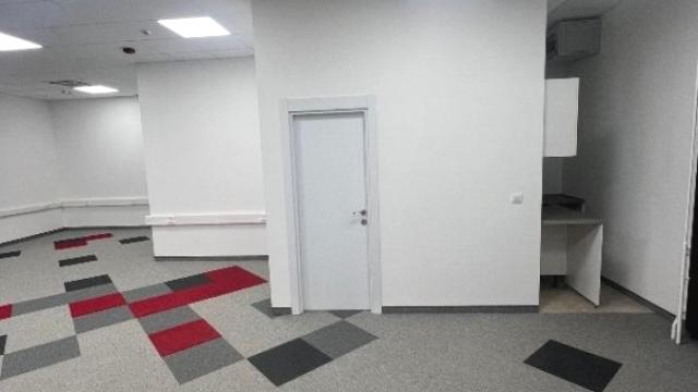 Poslovni prostor, Izdavanje, 100m2, Stari Merkator, Novi Beograd, Palmira Toljatija