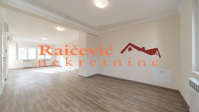 Stan, četvorosoban, Prodaja, 102m2, Autokomanda, Voždovac, Admirala Vukovica