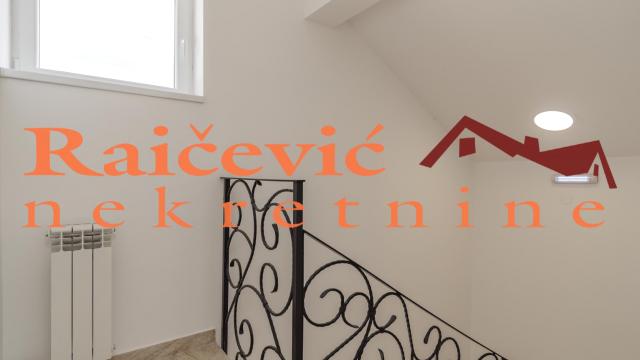 Stan, četvorosoban, Prodaja, 102m2, Autokomanda, Voždovac, Admirala Vukovica