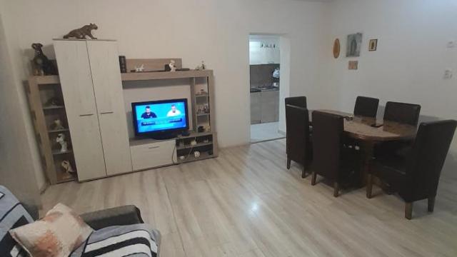 Kuća, Trosoban, Prodaja, 120m2, Jagodina