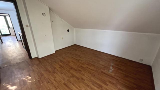 Kuća, Prodaja, 300m2, Tabane, Gradska lokacija, Jagodina