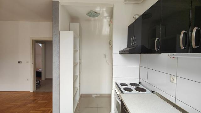 Stan, Trosoban, Prodaja, 73m2, Svetog Dimitrija