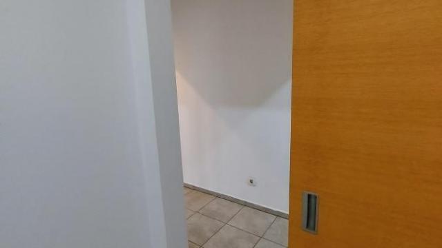 Poslovni prostor, Jednosoban, Izdavanje, 53m2, Centar, Gradska lokacija, Jagodina