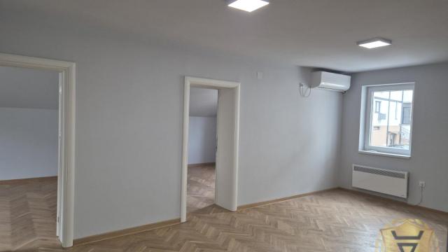 Kuća, Izdavanje, 300m2, Olimp, Zvezdara, Vitezova Karađorđeve zvezde