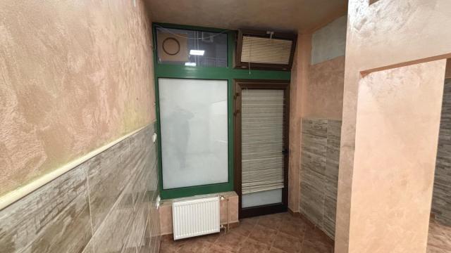 Poslovni prostor, Izdavanje, 44m2, Centar, Gradska lokacija, Jagodina