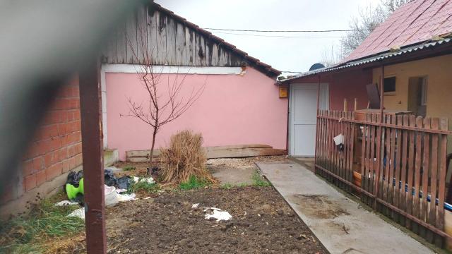 Kuća, Dvosoban, Prodaja, 48m2, Laze Lazarevica
