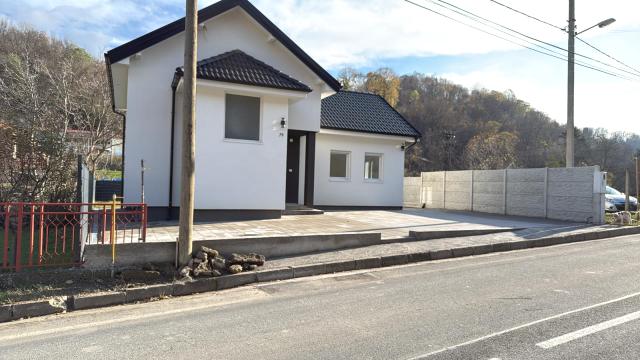 Kuća, Petosoban, Prodaja, 125m2, Stari Ledinci, Petrovaradin, Vuka Karadzica