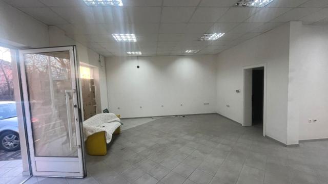 Poslovni prostor, Prodaja, 55m2, Centar, Gradska lokacija, Paraćin