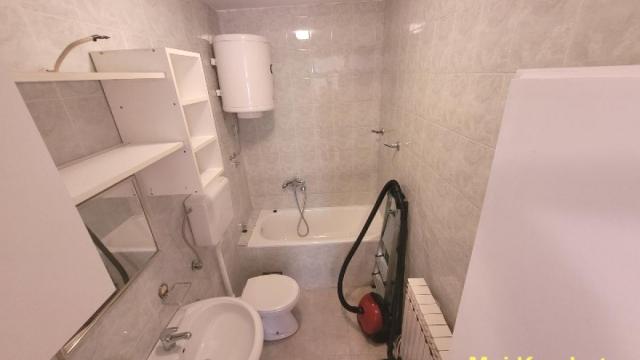 Poslovni prostor, Dvoiposoban, Izdavanje, 60m2, Rospi ćuprija, Palilula, Višnjička