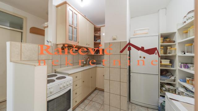 Stan, Dvoiposoban, Prodaja, 70m2, Blok 45 (TC Enjub), Novi Beograd, Jurija Gagarina