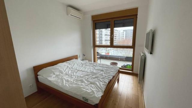 Stan, četvorosoban, Izdavanje, 91m2, Starine Novaka