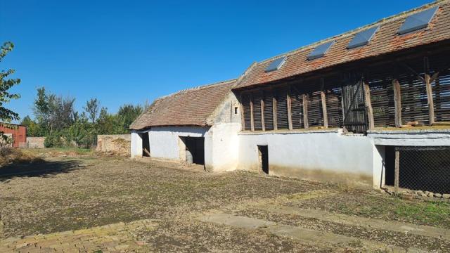 Kuća, četvorosoban, Prodaja, 200m2, Jarkovac, Okolno mesto, Dragomira Mihajlova 93