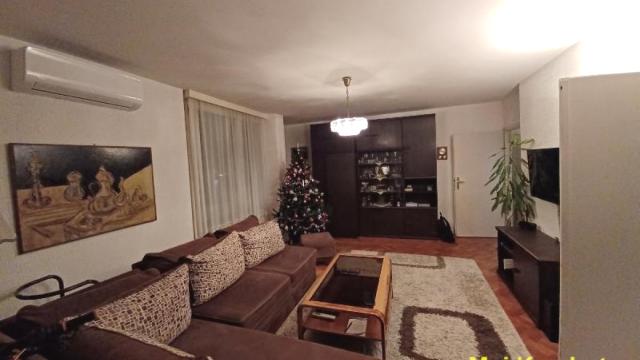 Stan, Trosoban, Prodaja, 70m2, Blok 4 (Politehnička akademija), Novi Beograd, Bulevar Zorana Đinđića