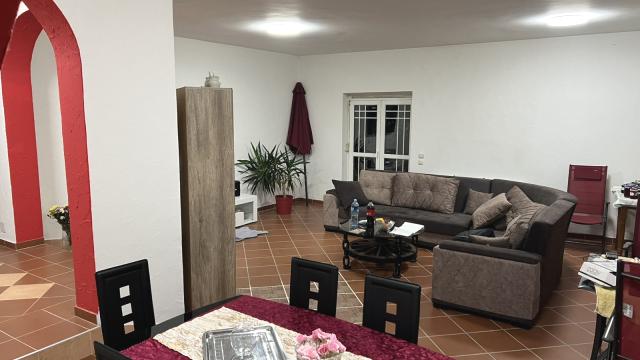 Kuća, Petosoban i veći, Prodaja, 520m2, Banoštor, Okolno mesto, Banostor