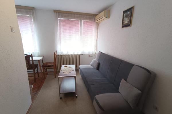 izdavanje, stanova,
centar-grad-jagodina, 774515, garsonjera