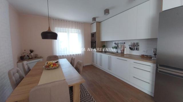 Stan, Dvoiposoban, Prodaja, 63m2, Centar, Gradska lokacija, Sombor