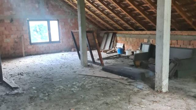 Kuća, Petosoban i veći, Prodaja, 400m2, Vranić, Barajevo, Ibarska Magistrala