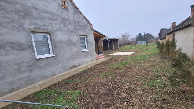 Kuća, četvorosoban, Prodaja, 105m2, Mihala Babinku 42