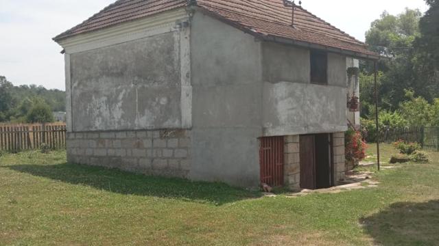 Kuća, Trosoban, Prodaja, 75m2, Mali Crljeni, Lazarevac, Mali Crljeni